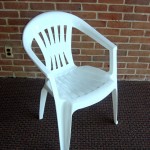 Chair polyresin white w arms